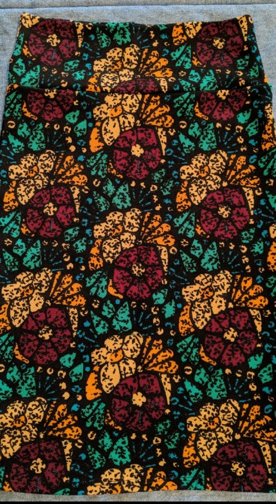 LuLaRoe Cassie Skirt
